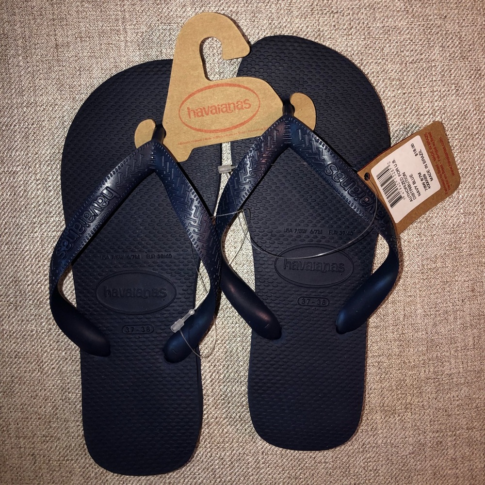 Navy havaiana flip flops